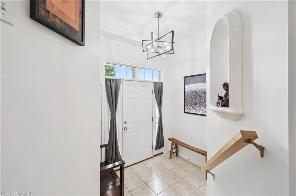 678 Mortimer Drive
