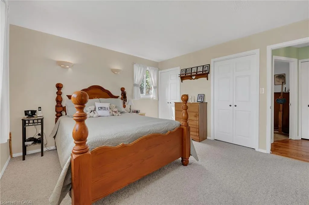 484 Hald-Dunn Townline Road