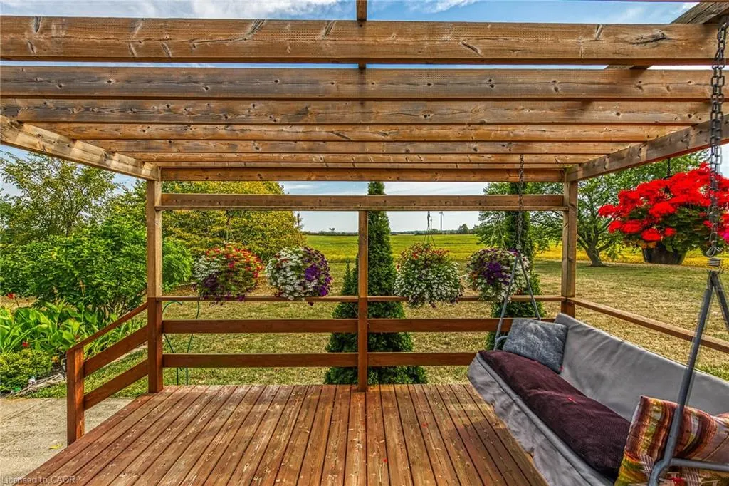 484 Hald-Dunn Townline Road