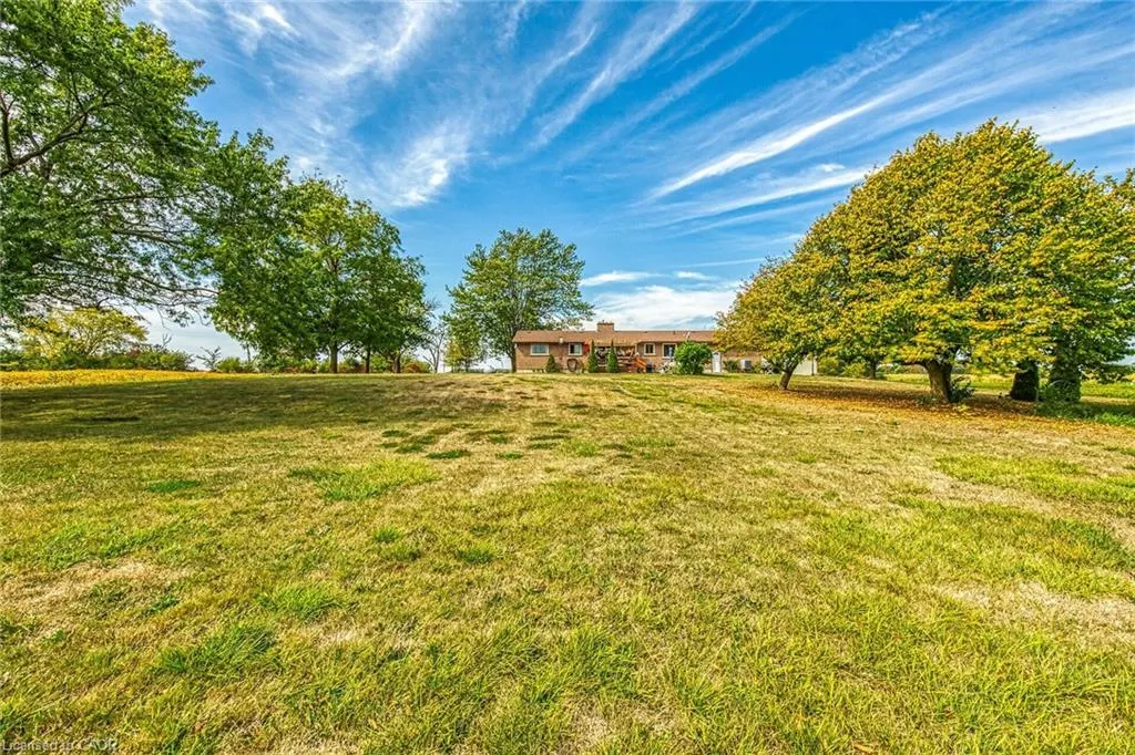 484 Hald-Dunn Townline Road