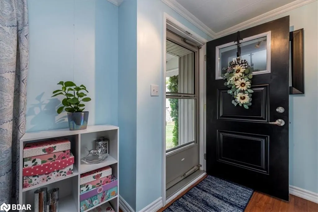 5 Broadway Avenue