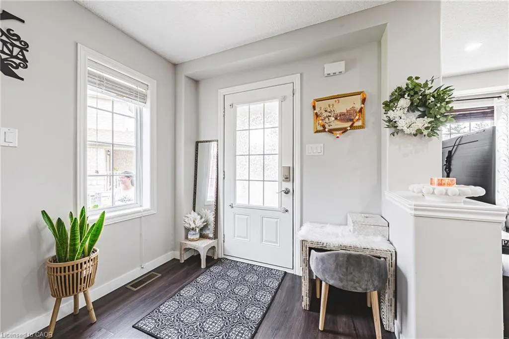 214 Snyder's Road E, #2