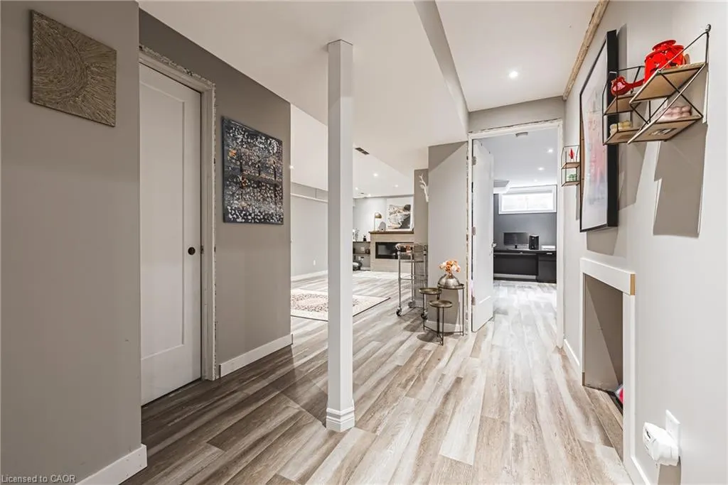 214 Snyder's Road E, #2