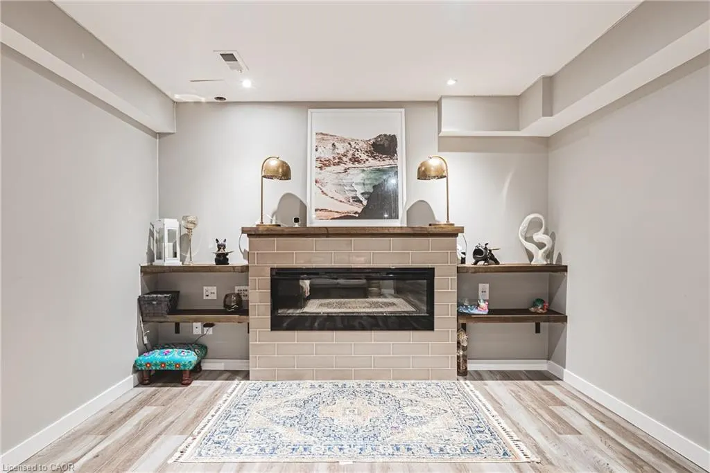 214 Snyder's Road E, #2
