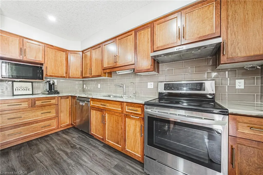 214 Snyder's Road E, #2