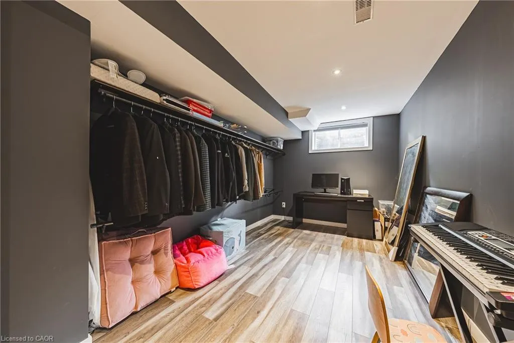 214 Snyder's Road E, #2