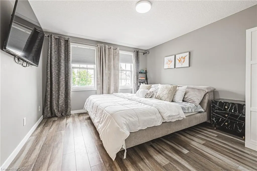 214 Snyder's Road E, #2