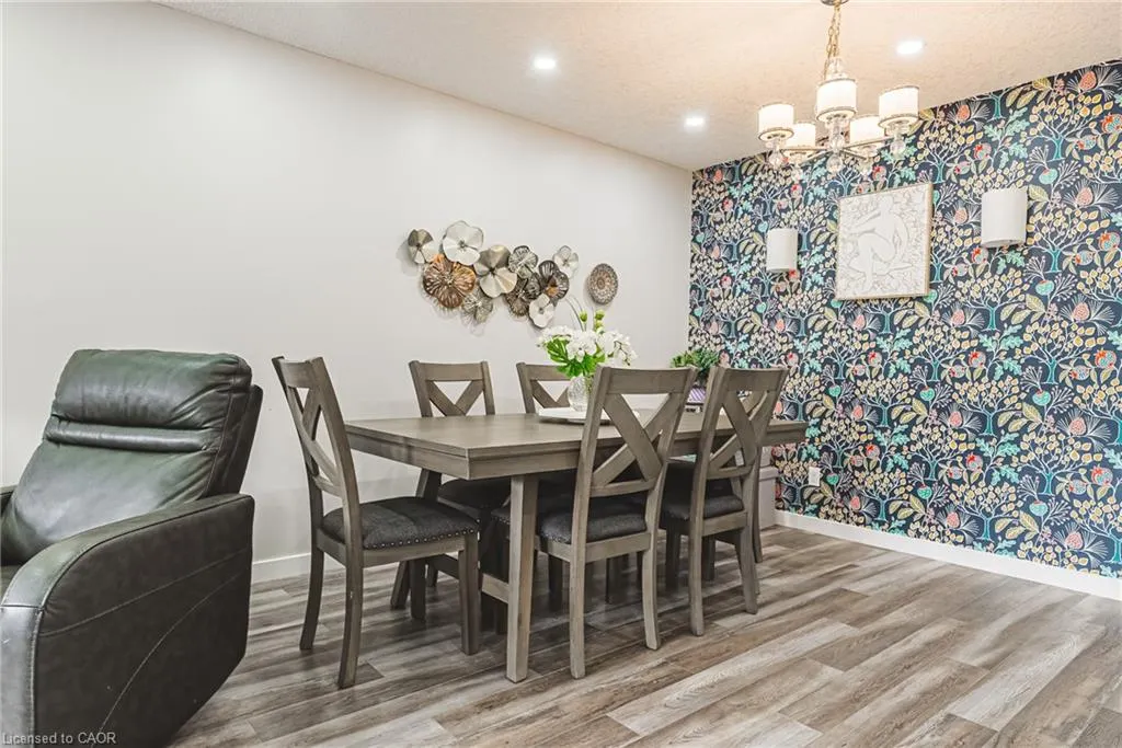 214 Snyder's Road E, #2
