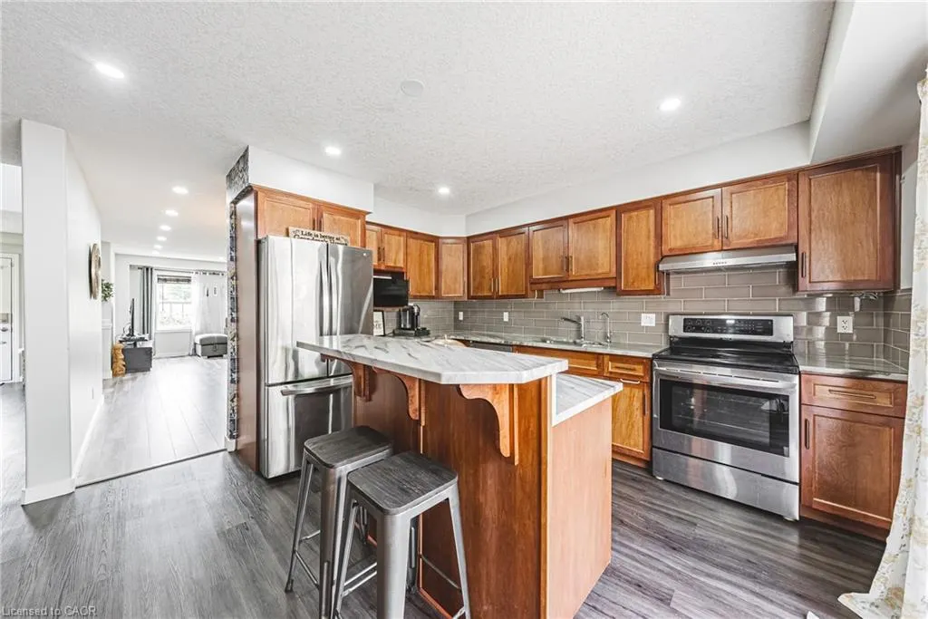 214 Snyder's Road E, #2