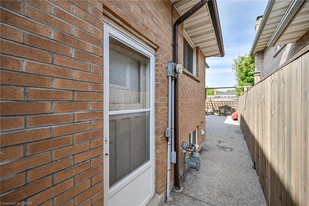 28 Tara Court
