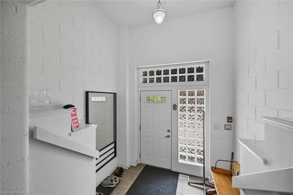 49 Ontario Street, #1