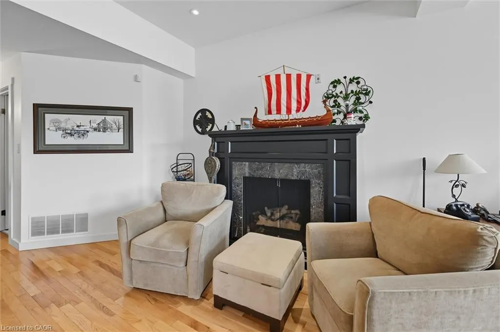 49 Ontario Street, #1