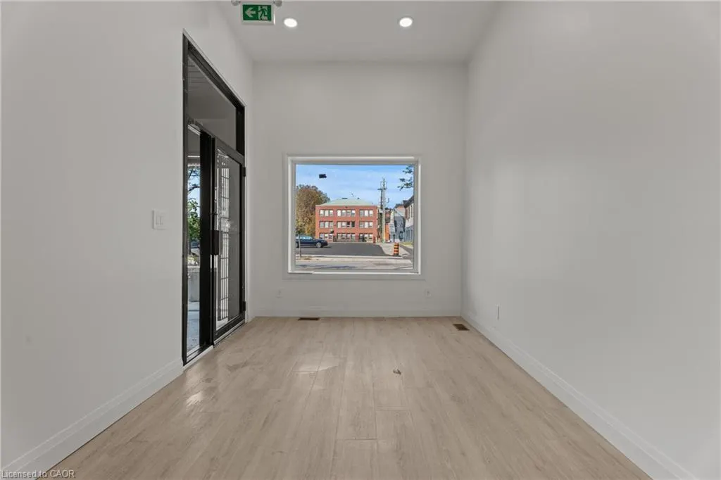 93 John Street S, #1