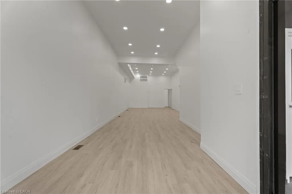 93 John Street S, #1