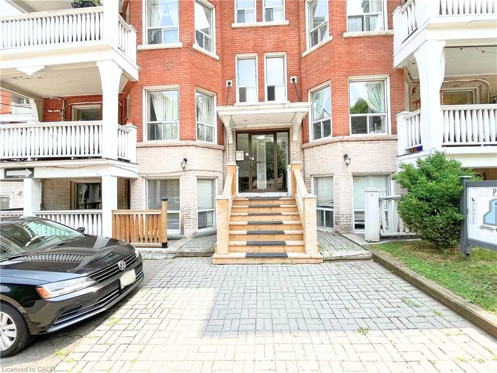 121 Park Street S, #5