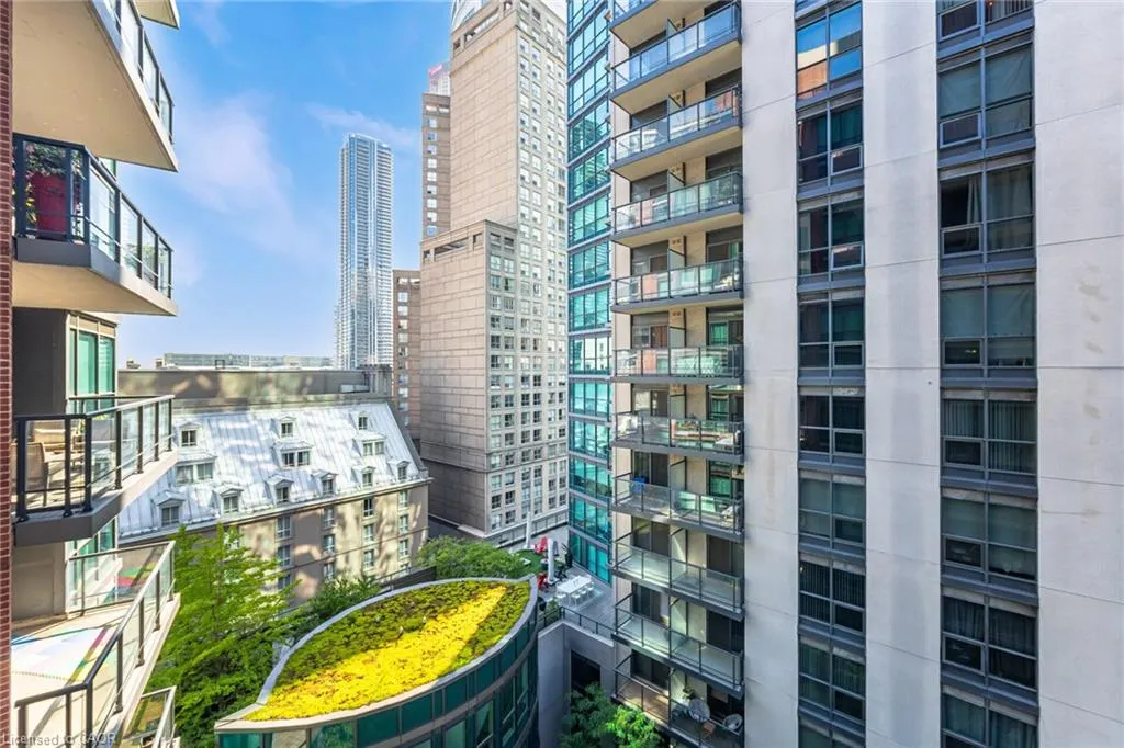 38 The Esplanade, #1003