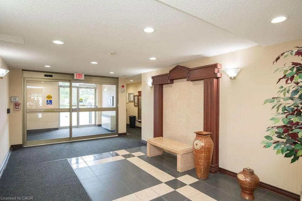 495 Highway 8, #210