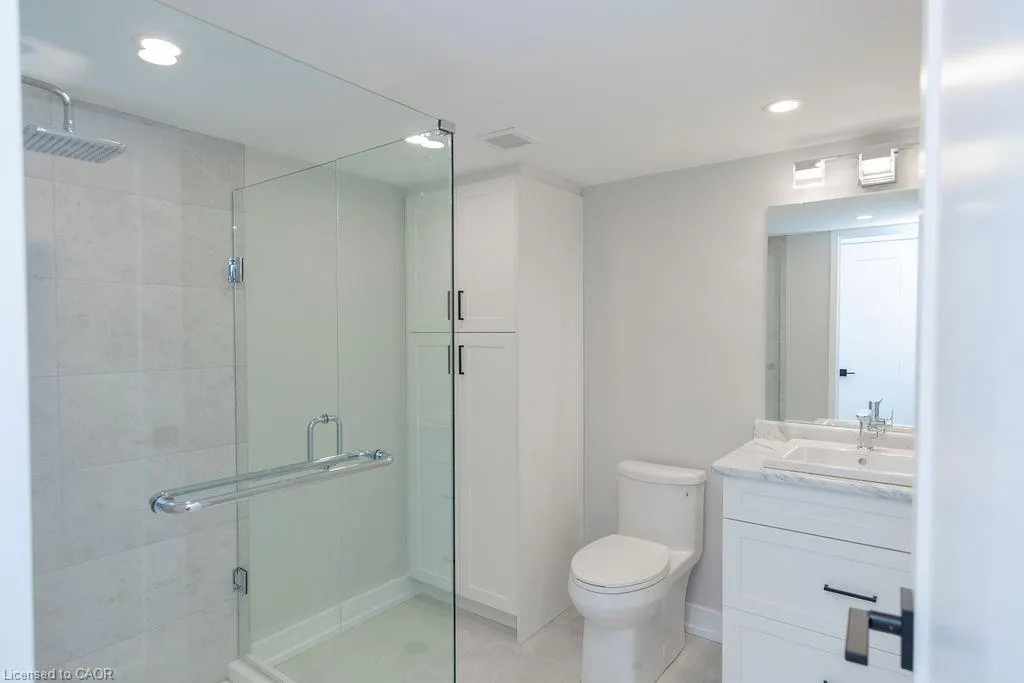 495 Highway 8, #210