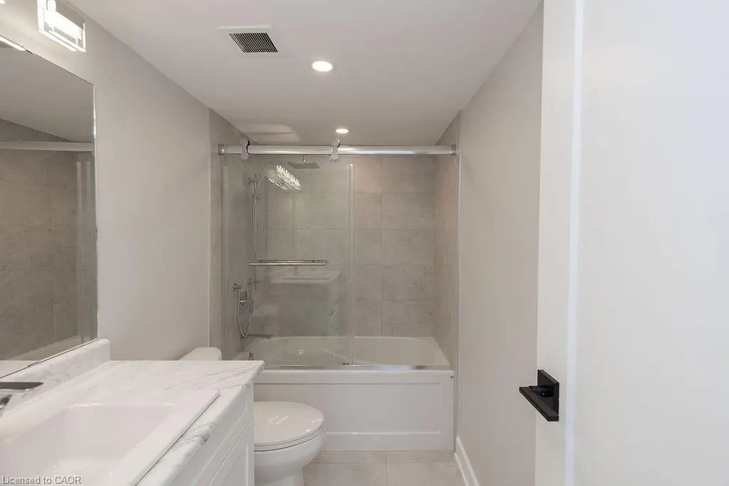 495 Highway 8, #210