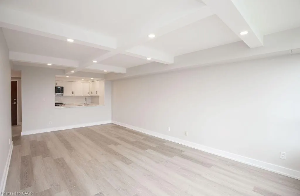 495 Highway 8, #210