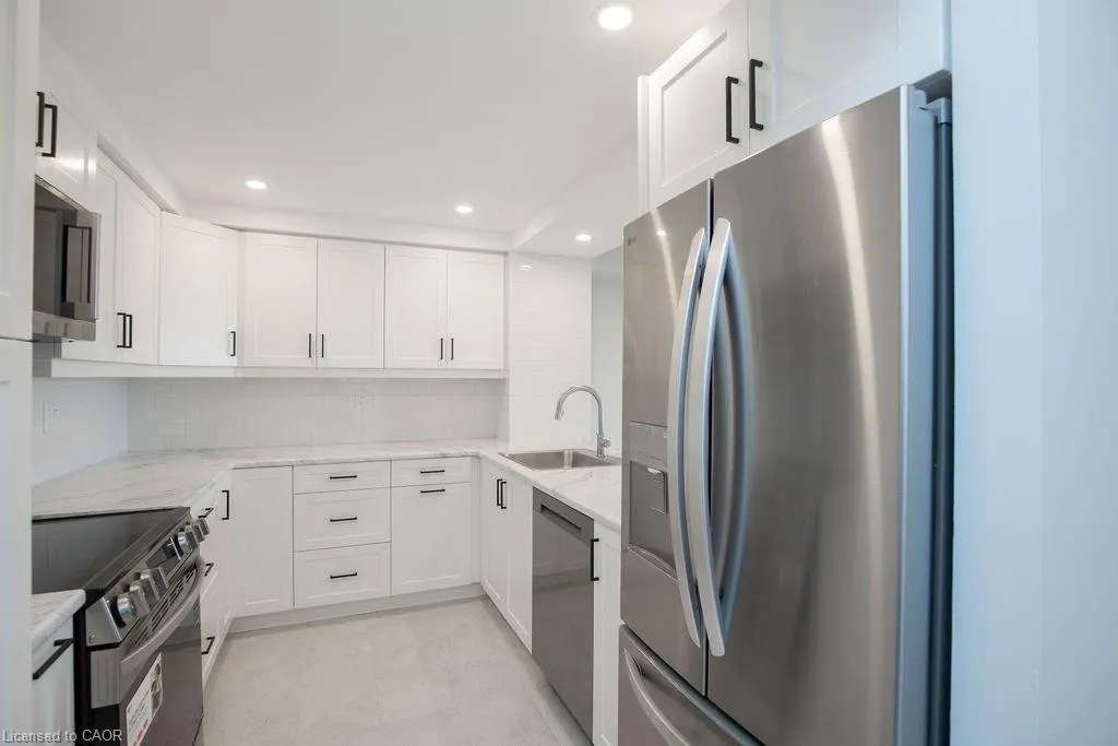 495 Highway 8, #210