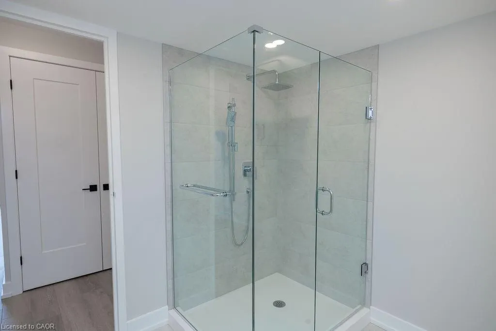 495 Highway 8, #210