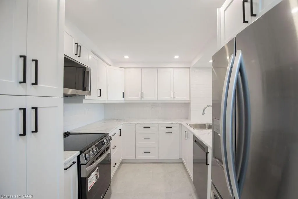 495 Highway 8, #210