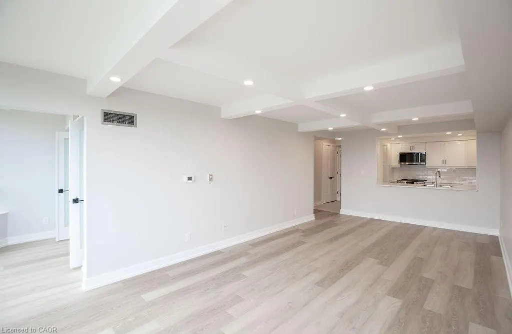 495 Highway 8, #210