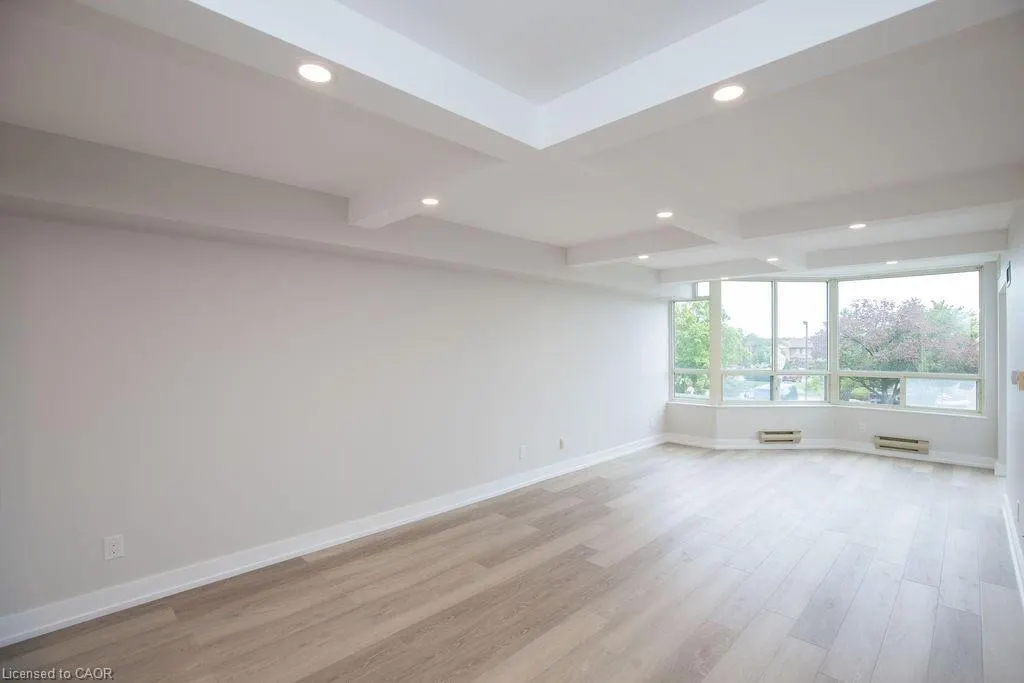 495 Highway 8, #210