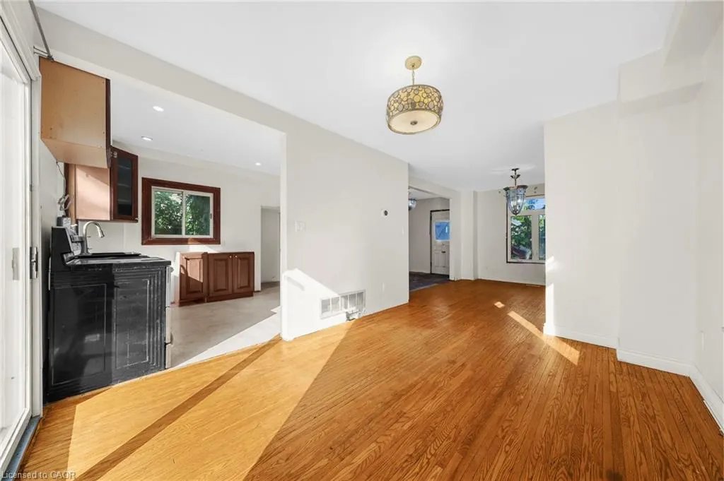 43 Perry Street