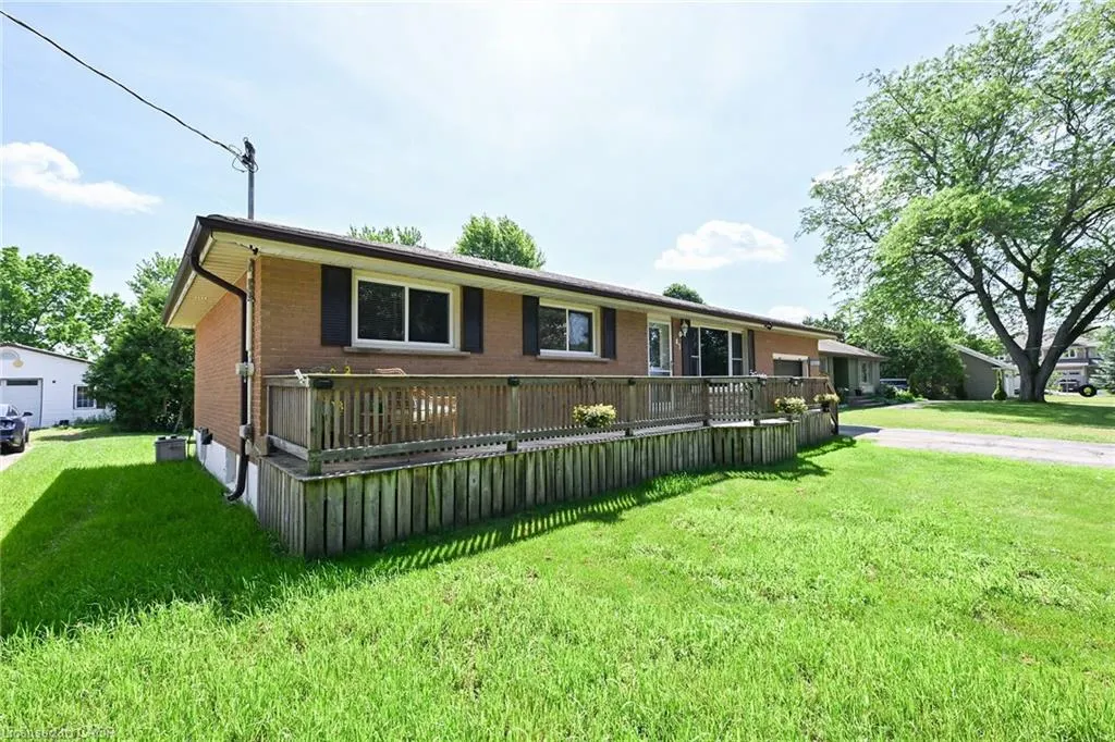 83 Oak Avenue
