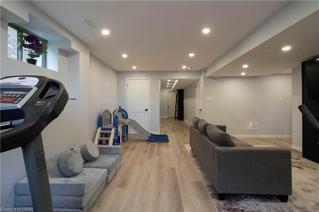 159 Dennis Drive