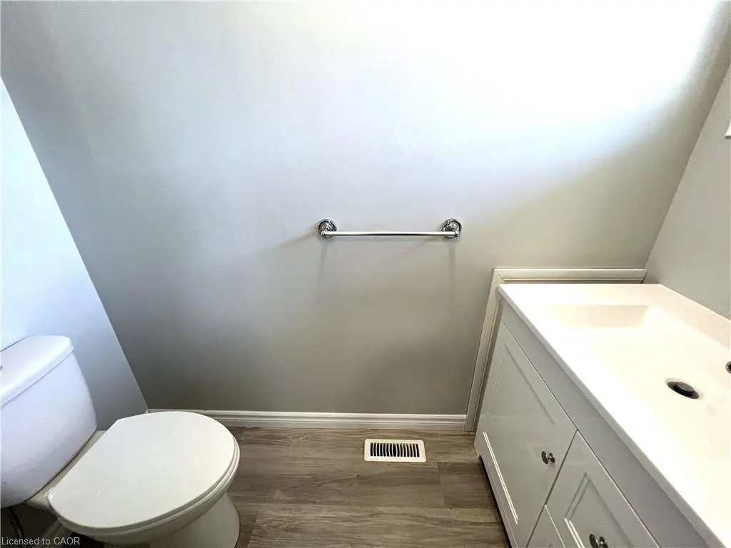 125 Sekura Crescent, #21