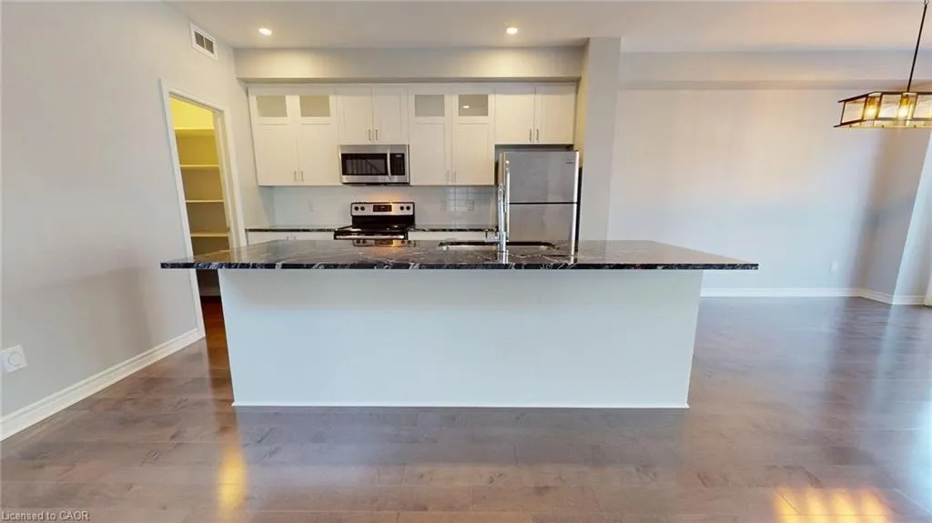 253 Brambling Way