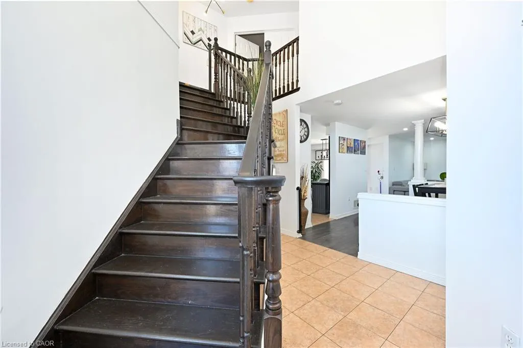 22 Bates Avenue