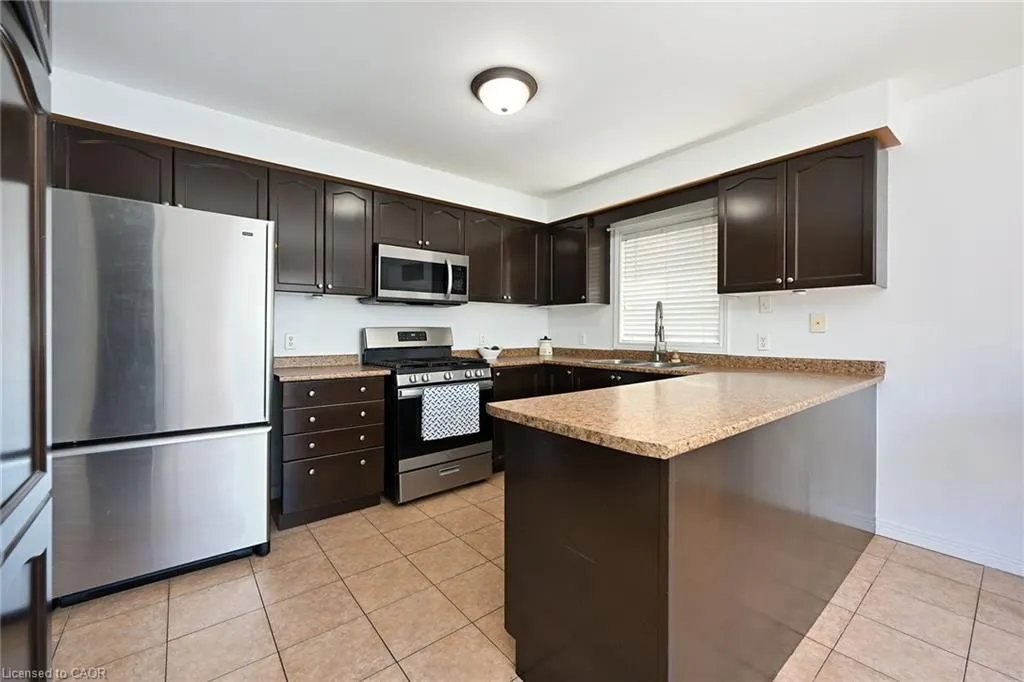 22 Bates Avenue