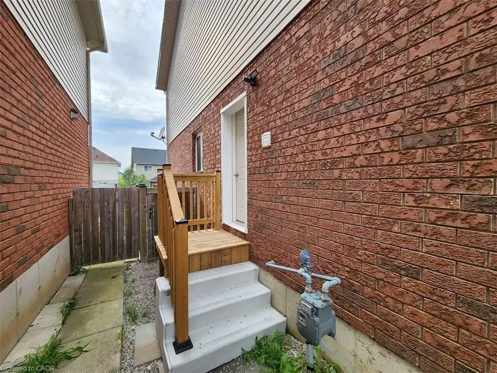 22 Bates Avenue