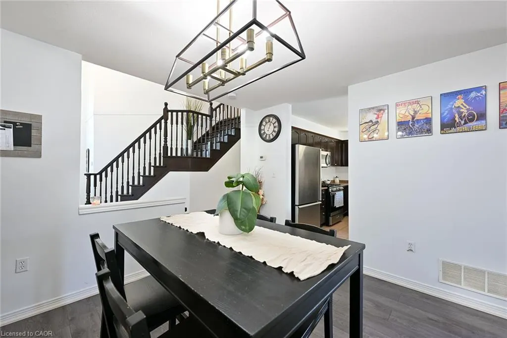 22 Bates Avenue
