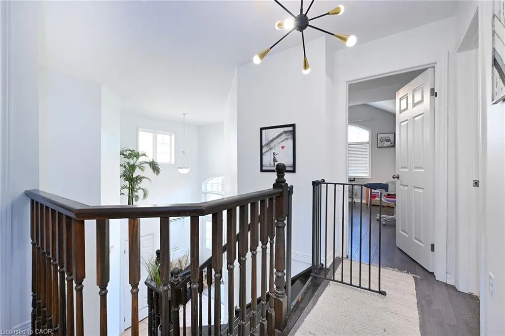 22 Bates Avenue