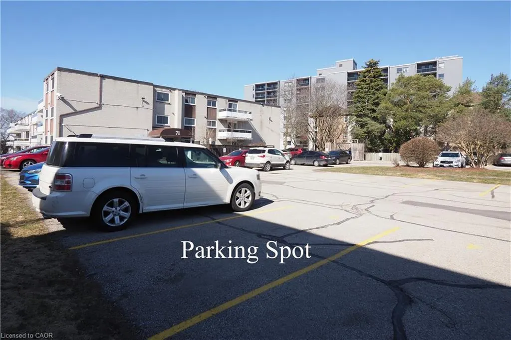 71 Vanier Drive, #105