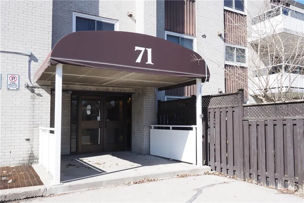 71 Vanier Drive, #105