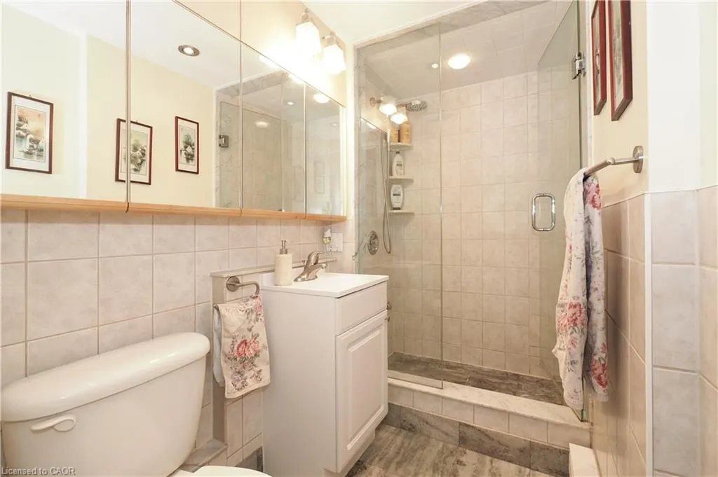 71 Vanier Drive, #105