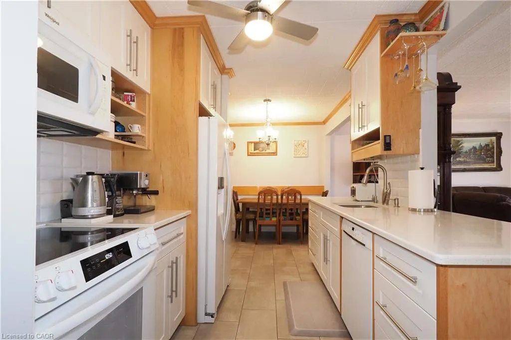 71 Vanier Drive, #105