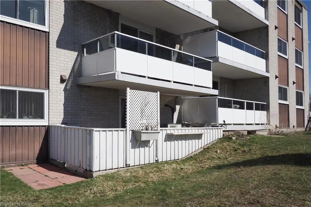 71 Vanier Drive, #105
