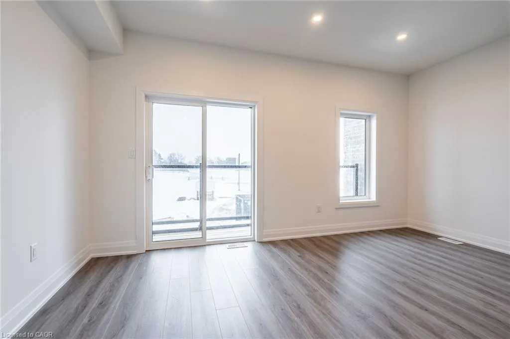 16 Clear Valley Lane