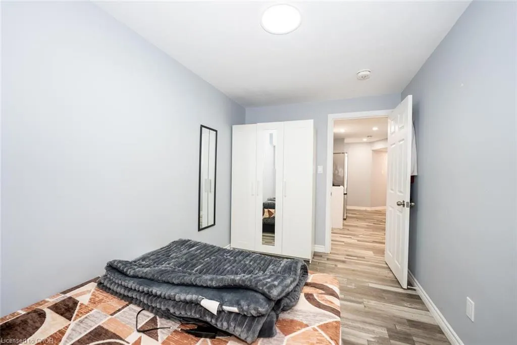 9 Shedrow Place Place