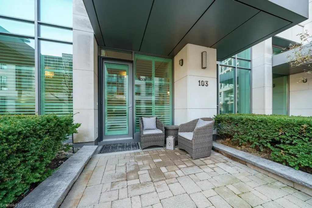 11 Bronte Road, #103