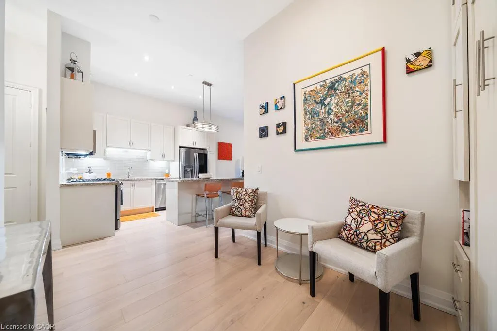 11 Bronte Road, #103