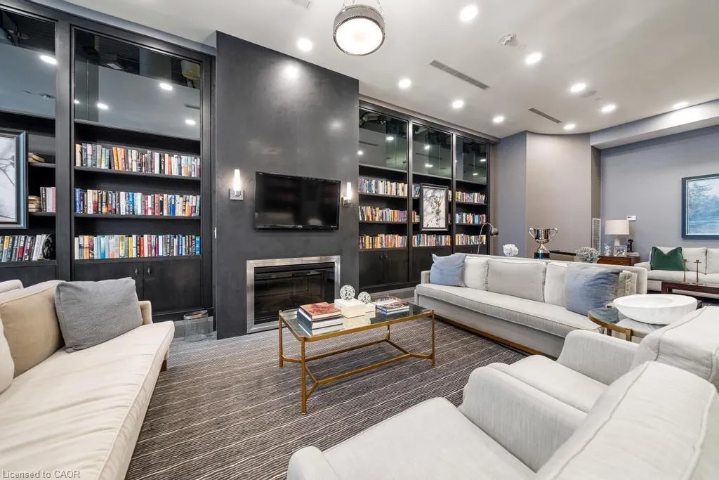 11 Bronte Road, #103
