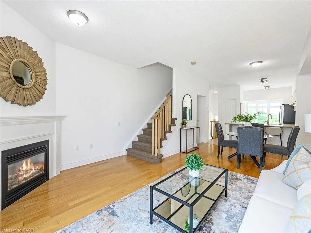 5080 Fairview Street, #15